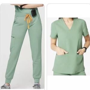 Figs Jade scrubs